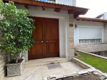 ALQUILER CASA, QUINTA SECCION, IDEAL USO COMERCIAL