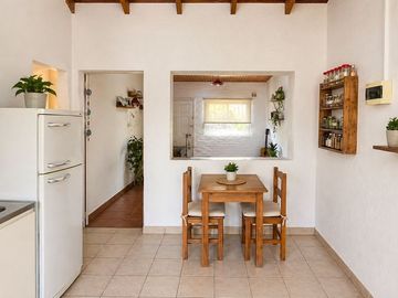 VENTA CASA EN ESQUINA 4 AMBIENTES - ITUZAINGO