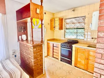VENTA DE CASA CON PISCINA EN SAN MIGUEL DEL MONTE