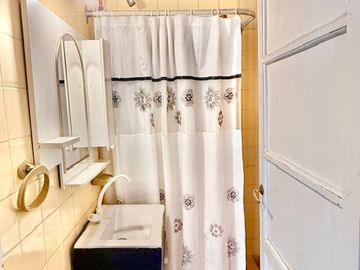 VENTA DE CASA CON PISCINA EN SAN MIGUEL DEL MONTE