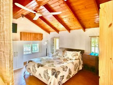 VENTA DE CASA CON PISCINA EN SAN MIGUEL DEL MONTE