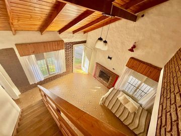 VENTA DE CASA CON PISCINA EN SAN MIGUEL DEL MONTE