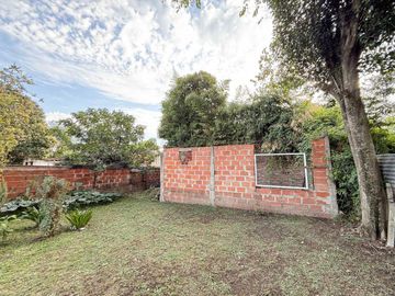 Casa 2 Dormitorios en Venta en Villa Elisa Patio