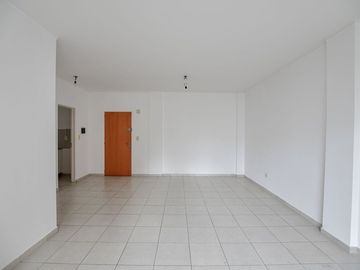 DEPARTAMENTO VENTA LA PLATA 2 DORMITORIOS COCHERA