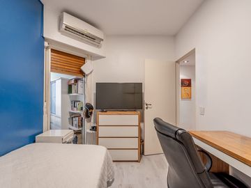 Venta Departamento 4 ambientes Con Dependencia