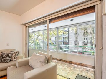 Venta Departamento 4 ambientes Con Dependencia