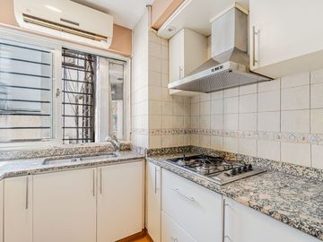 Venta Departamento 4 ambientes Con Dependencia