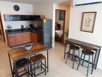 Departamento completamente amueblado 2 recámaras 2 baños Zona Av. Nader, Cancún
