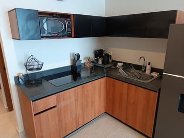 Departamento completamente amueblado 2 recámaras 2 baños Zona Av. Nader, Cancún
