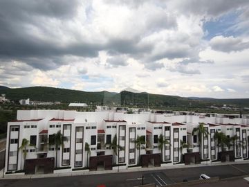 Departamento amueblado en renta Juriquilla Santa Fe