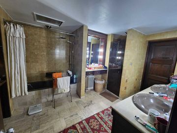 Casa en arriendo  en LO BARNECHEA