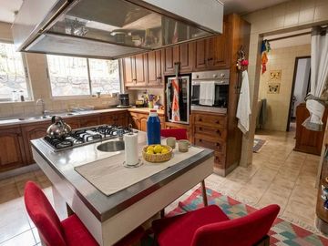 Casa en arriendo  en LO BARNECHEA