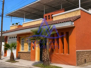 Casa en remate en Lomas de Palmira, Apatzingán, Michoacán de Ocampo