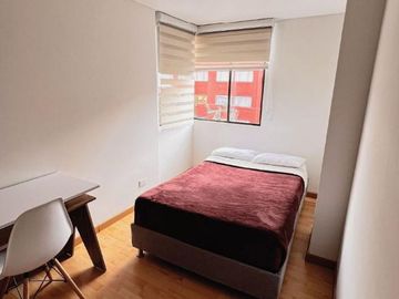 Apartamento en venta de 4 habitaciones en Bogotá, Mazurén.