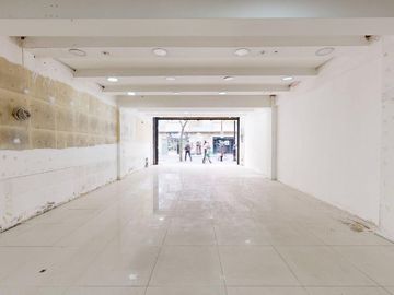 Local comercial en arriendo  en SANTIAGO