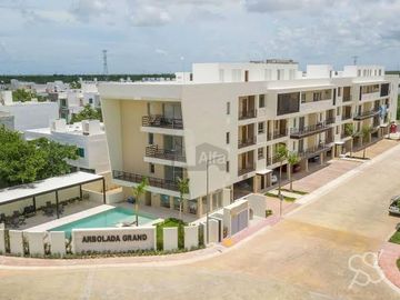 Departamento en Renta 2 recs, 2 baños Residencial Arbolada, Av. Huayacán, Cancún