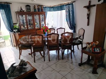 Casa en Venta en Vista Hermosa Ubicación, Comodidad y Plusvalía
