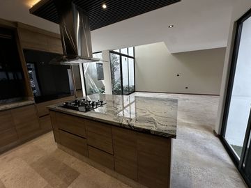 Casa en venta en San Angel V