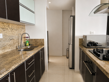 GERMANIA APTO REMODELADO EN VENTA PISO 15 3 HAB 97 METROS 2 PARQUEDEROS