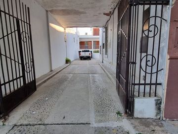 SE VENDE CASA INTERNA EN EL CENTRO DE RECONQUISTA