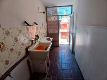 VENTA CASA BARRIO SUPE 3 HABITACIONES GODOY CRUZ