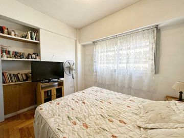 Venta Departamento 4 ambientes, balcon. Floresta