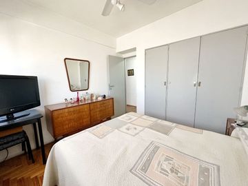 Venta Departamento 4 ambientes, balcon. Floresta