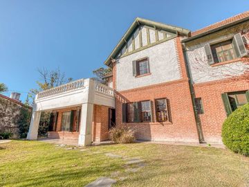Venta casa Ituzaingó 4 ambientes - 525 mts terreno