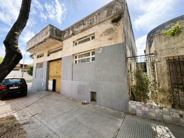 Galpon en venta con vivienda