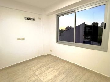 VENTA DEPARTAMENTO 2 AMBIENTES C/ COCHERA MORON