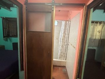 VENTA CASA 4 AMB PILETA, MORENO A 50M DE ACC OESTE