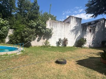 VENTA CASA 4 AMB PILETA, MORENO A 50M DE ACC OESTE