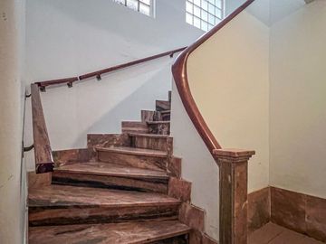 VENTA SEMIPISO 3 AMB MACROCENTRO BALCON CORRIDO