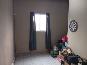 CASA EN VENTA FISHERTON CON JARDIN 5 DORMITORIOS