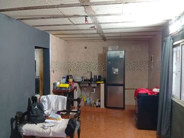 CASA EN VENTA FISHERTON CON JARDIN 5 DORMITORIOS
