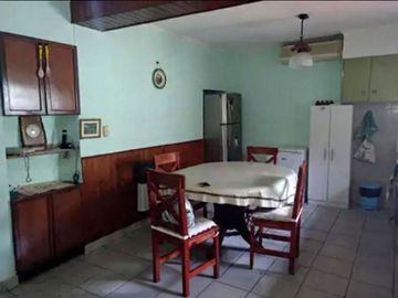 CASA EN VENTA 2 DORMITORIOS LA FLORIDA