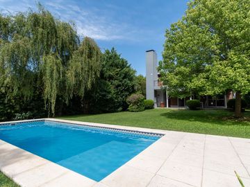 VENTA CASA 3 DORMITORIOS COUNTRY CIELO- ROLDAN