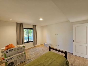 CASA VENTA Exaltación de la Cruz 5 amb A ESTRENAR