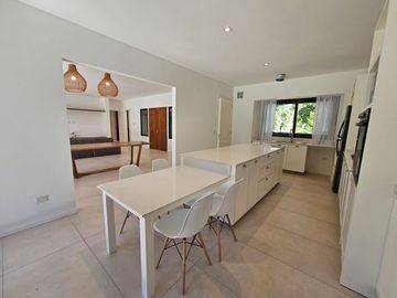 CASA VENTA Exaltación de la Cruz 5 amb A ESTRENAR