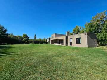 CASA VENTA Exaltación de la Cruz 5 amb A ESTRENAR