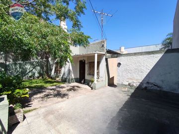 Venta casa 4 amb Villa Lynch con patio y cochera