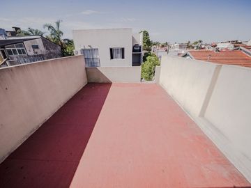 PH EN VENTA VILLA BALLESTER 2 AMBIENTES- TERRAZA