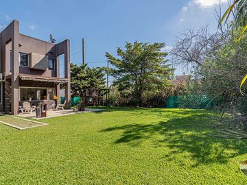 CASA EN VENTA EN CITY BELL