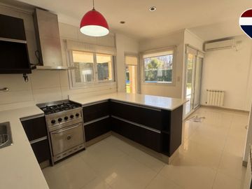 ALQUILER CASA 4 AMB JARDIN Y PISCINA - RANELAGH