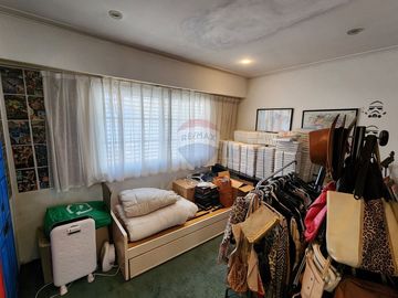 Venta Casa 5 amb c/ cochera en Bernal Centro