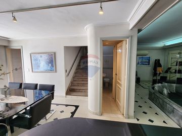 Venta Casa 5 amb c/ cochera en Bernal Centro