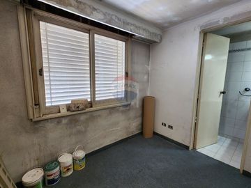 Venta Casa 5 amb c/ cochera en Bernal Centro