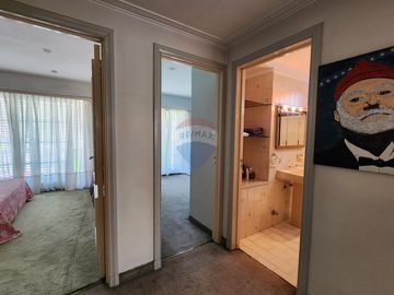Venta Casa 5 amb c/ cochera en Bernal Centro