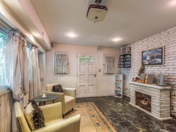Venta casa en Belgrano/Nuñez con pileta y cochera