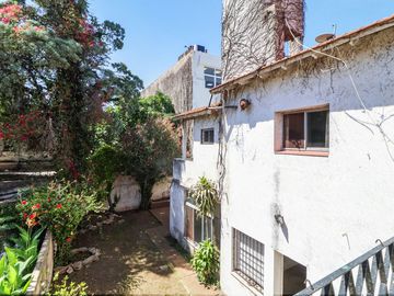 VENTA  CASA 5 amb / PARQUE y 2 LOCALES COMERCIALES